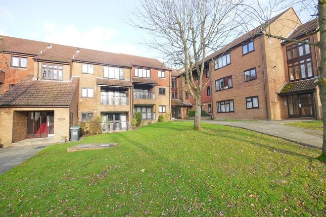 2-bed flat on 29, Woodhouse Eaves, Northwood, £440,000