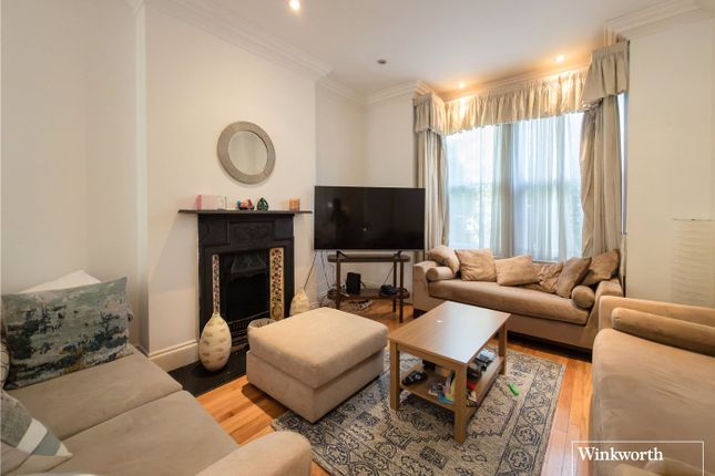 27, Johns Avenue, London photo 2