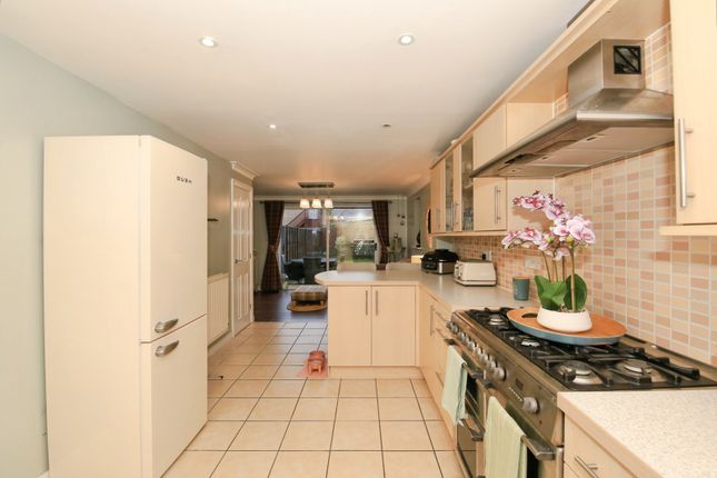 30, Marius Crescent, Peterborough photo 2
