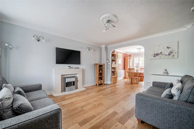6, Hawkesworth Drive, Surrey photo 4