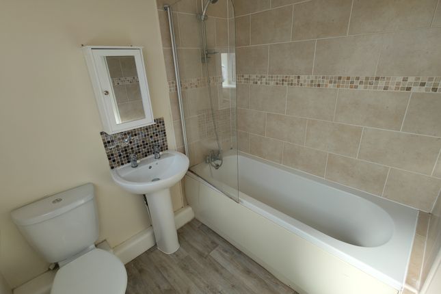 2, Leicester photo 4