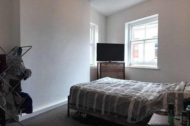Flat 2, Jubilee Building, Victoria Street photo 5