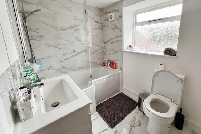 145, Miskin Road, Tonypandy photo 2