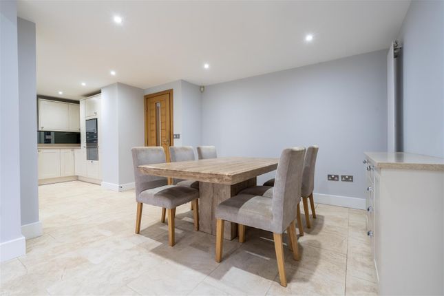 24, Carlisle Way, Newcastle Upon Tyne photo 4