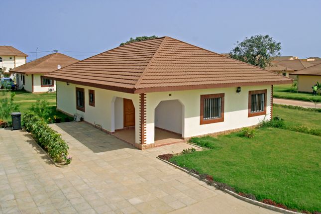 3 bed bungalow for sale in Jalika 53 Brufut Gardens 