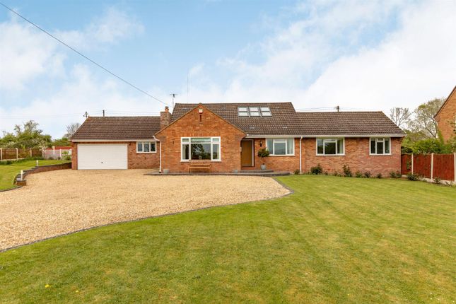 Thumbnail Detached bungalow for sale in Froxmere Road, Crowle, Worcester, Worcestershire