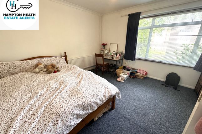 36, Elmbank Avenue, Englefield Green photo 2