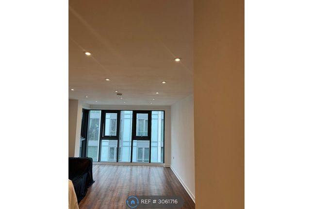Apartment, Osiers Road, London photo 3