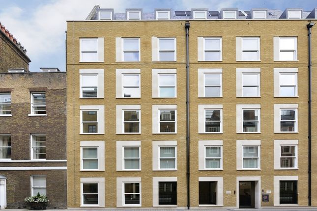 Flat to rent in Essex Street, London