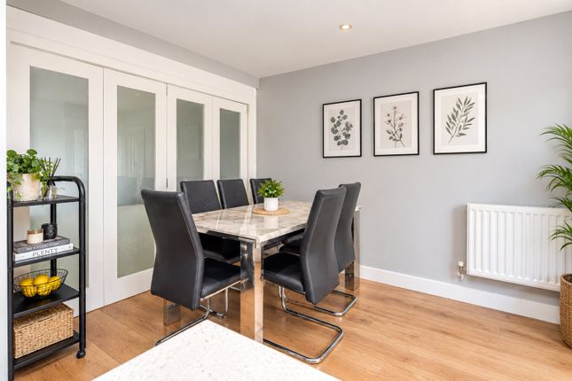 27, Southwood Avenue, Somerset photo 4