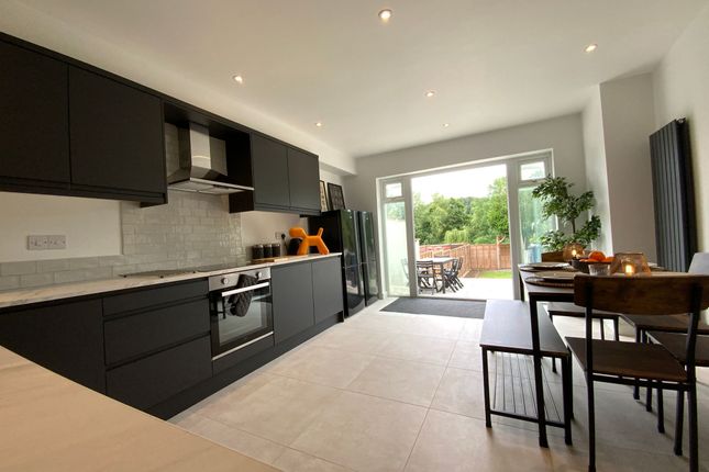 Room 7 223,, West Wycombe Road, High Wycombe photo 3