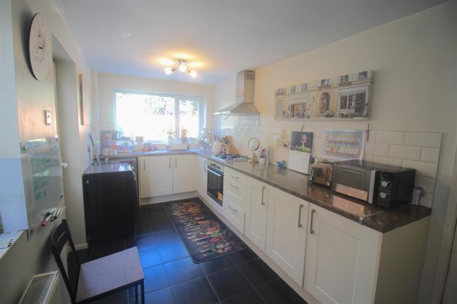 210, Brays Road, Birmingham photo 4
