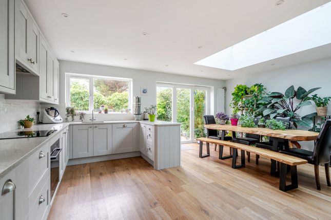 78, Buckingham Road, West Sussex photo 2