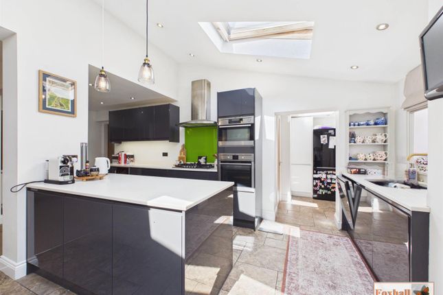 302, Tuddenham Road, Ipswich photo 3