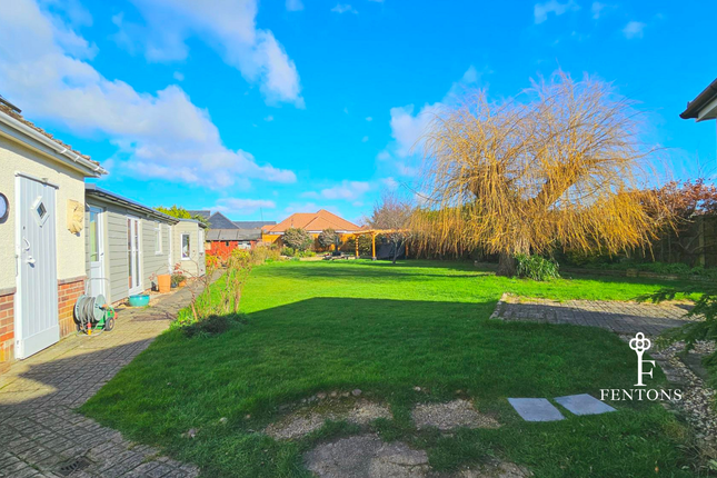 36, Frinton Road, Kirby Cross photo 3