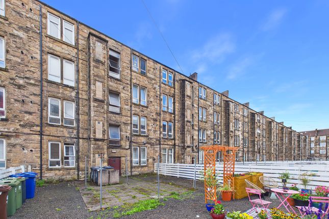1/2, 19, Blythswood Drive, Paisley photo 2