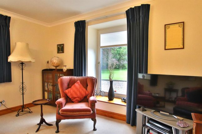 2, Twyning Manor, Tewkesbury photo 4
