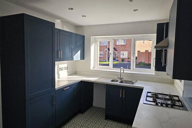 2, Lily Lane, Telford photo 2