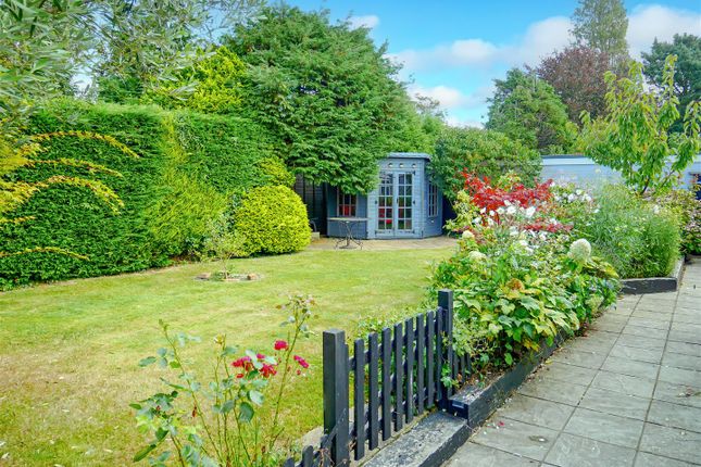 33, Holly Drive, Littlehampton photo 4