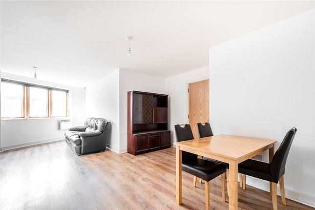 144,, Leamore Court, London photo 2