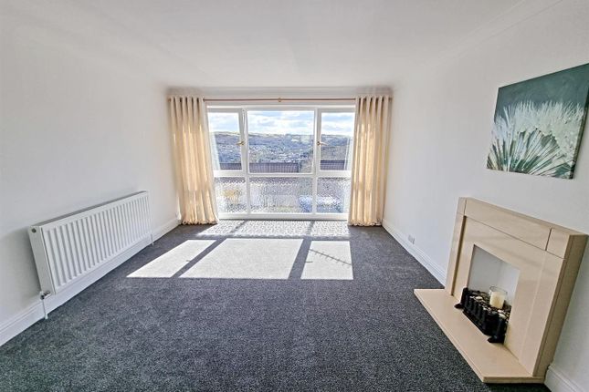 15, Hillside View, Pontypridd photo 3