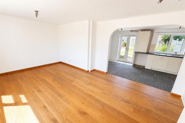 20, Helmsley Way, Corby photo 4