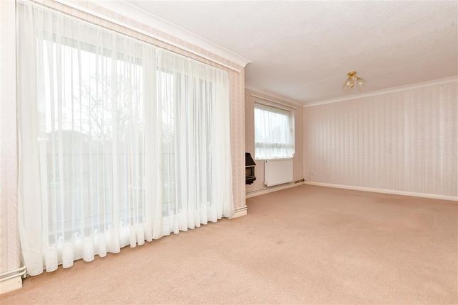 Flat for sale in Francis Road, Broadstairs, Kent