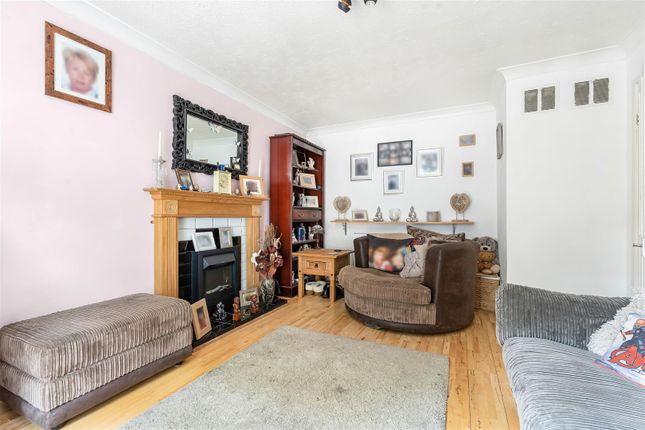 10, Andover Close, Bicester photo 4