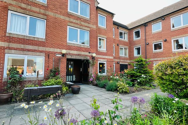 Thumbnail Flat for sale in St. Marys Road, Evesham