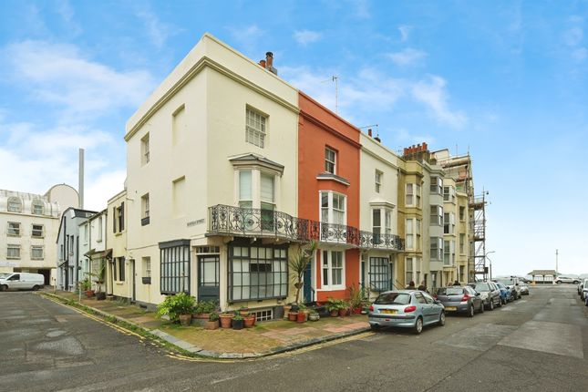 Thumbnail End terrace house for sale in Western Street, Brighton