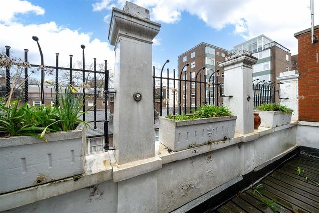 Property for sale in Stanhope Mews East, London