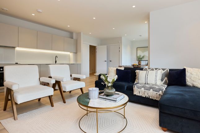 Thumbnail Flat for sale in Coverdale Road, London
