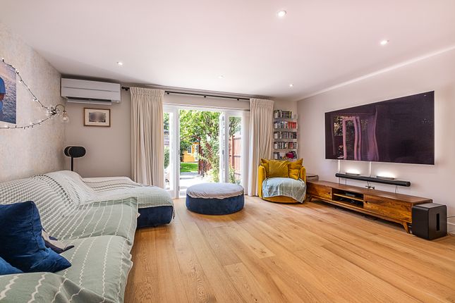 26, Albany Terrace, Richmond photo 3