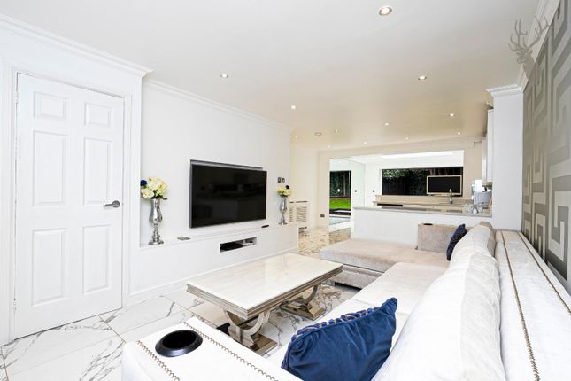 End terrace house for sale in Bryony Close, Loughton