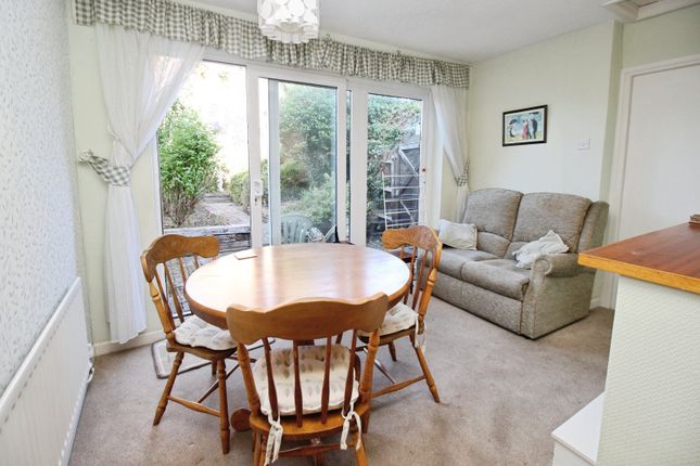 33, Oakley, North Somerset photo 4