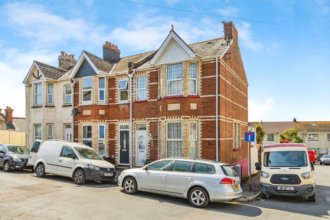 3-bed terraced on 8, Empire Road, Torquay, £240,000