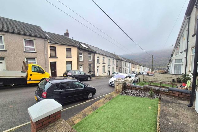 25, Oak Street, Tonypandy photo 2