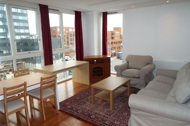 57, Cardiff photo 4