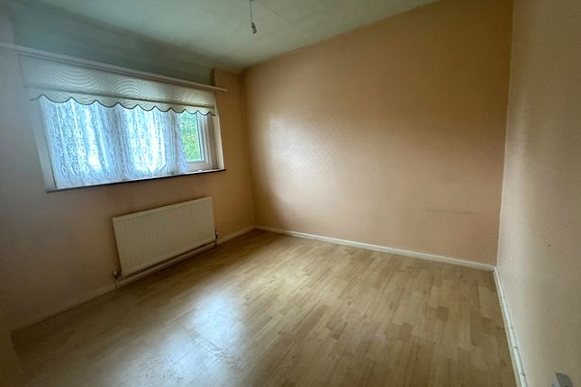 Daventry Road, Romford photo 5