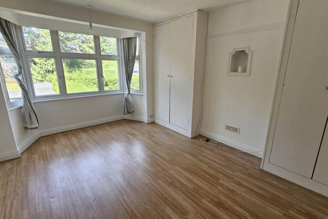 168b, Uxbridge Road, Hatch End photo 4