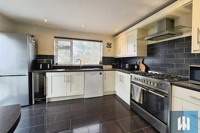 14, Over Hall Road, Mirfield photo 2
