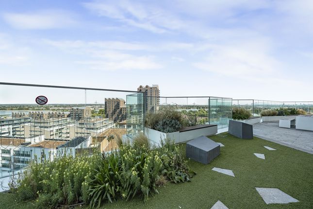 Flat 208, Hale Works Apartments, Daneland Walk, London photo 2