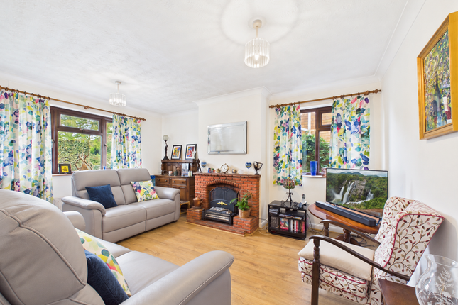 16 Church Lane, Chinnor photo 2
