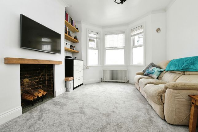 Flat for sale in Lydford Road, Westcliff-On-Sea