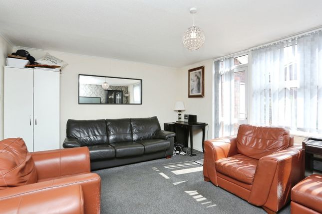 26, Le May Avenue, London photo 4