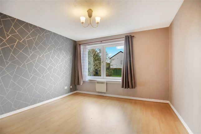 43, Loganswell Gardens, Glasgow photo 2