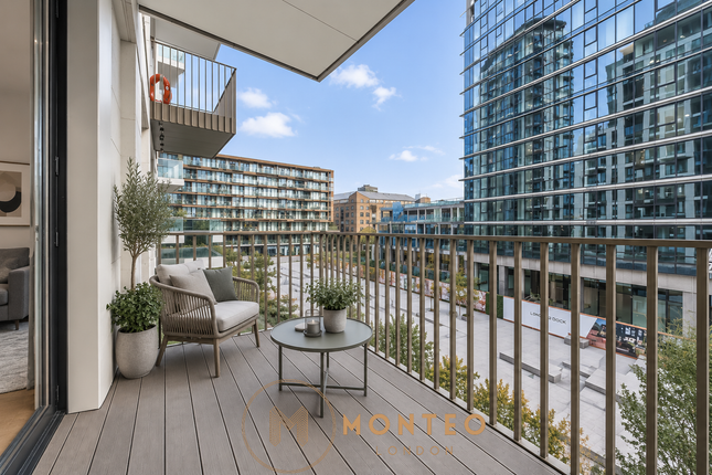 Ariel House, 144 Vaughan Way, London photo 4