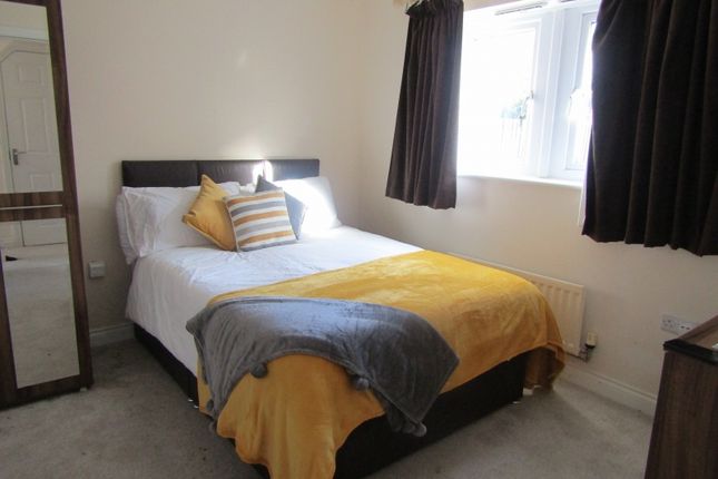 Thumbnail Room to rent in Higney Road, Hampton Vale, Peterborough