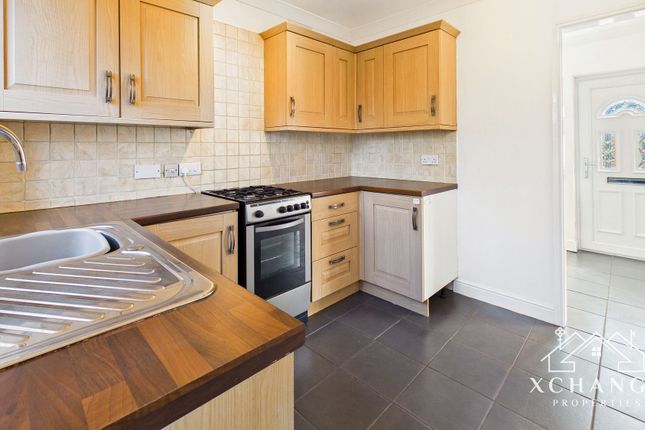192 Westbury Road, Nuneaton photo 2