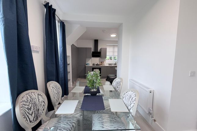 THE GATE HOUSE LODGE, ALL SAINTS PASTORAL CENTRE, SHENLEY LANE, ST. ALBANS photo 5